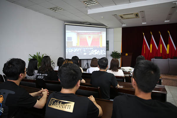 5月10日，萬州港第四聯(lián)合團(tuán)支部組織團(tuán)員青年集中觀看慶祝中國共產(chǎn)主義青年團(tuán)成立100周年大會(huì)直播.JPG